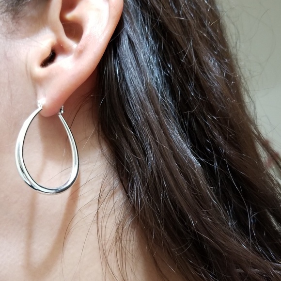 1.5" Sterling Silver Oval Hoops - Picture 6 of 6